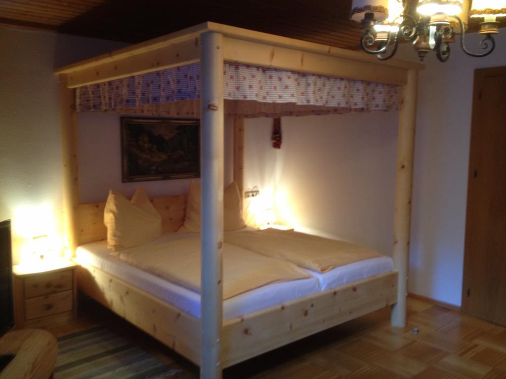 Alm-Apartments Гайлігенблут Номер фото
